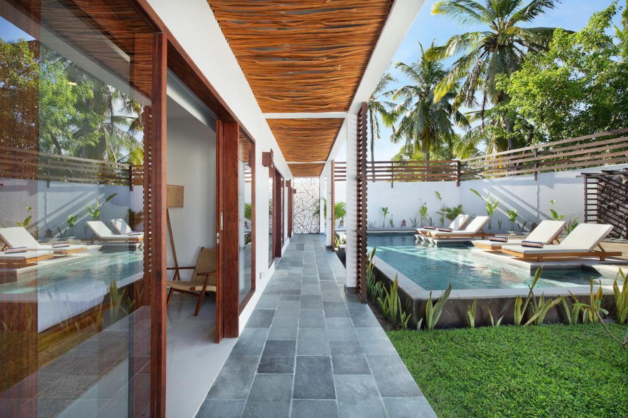 Villa Sakura. Luxury 3 Bedroom Villa. Selong Belanak Bagian luar foto
